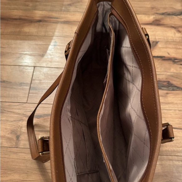 Michael Kors Tan Tote with Gold Accents - Picture 7 of 10